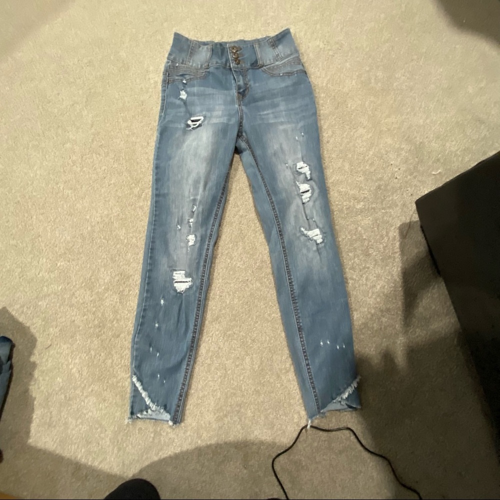 No boundaries high rise sculpting skinny sz 7